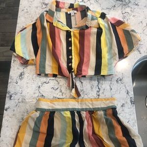 Multi-colored Crop top & Shorts
